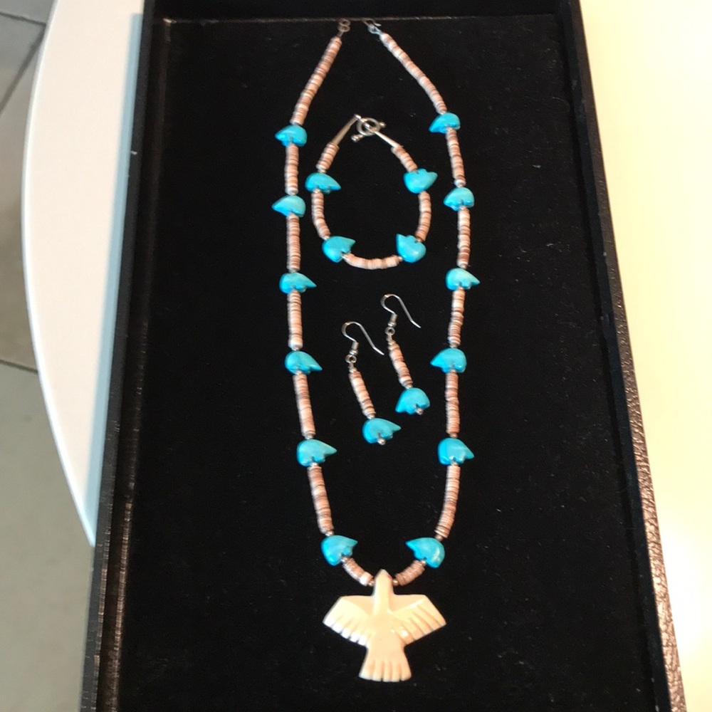 Turquoise set. Necklace bracelet and earrings